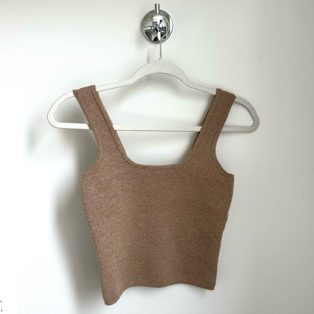 NWOT Abercrombie sweater tank